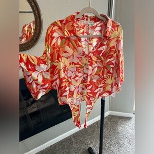 Orange/yellow flower tye loose fitting crop top 🌺🌻🏖️⛱️🌞 w/glitzy gold stitch